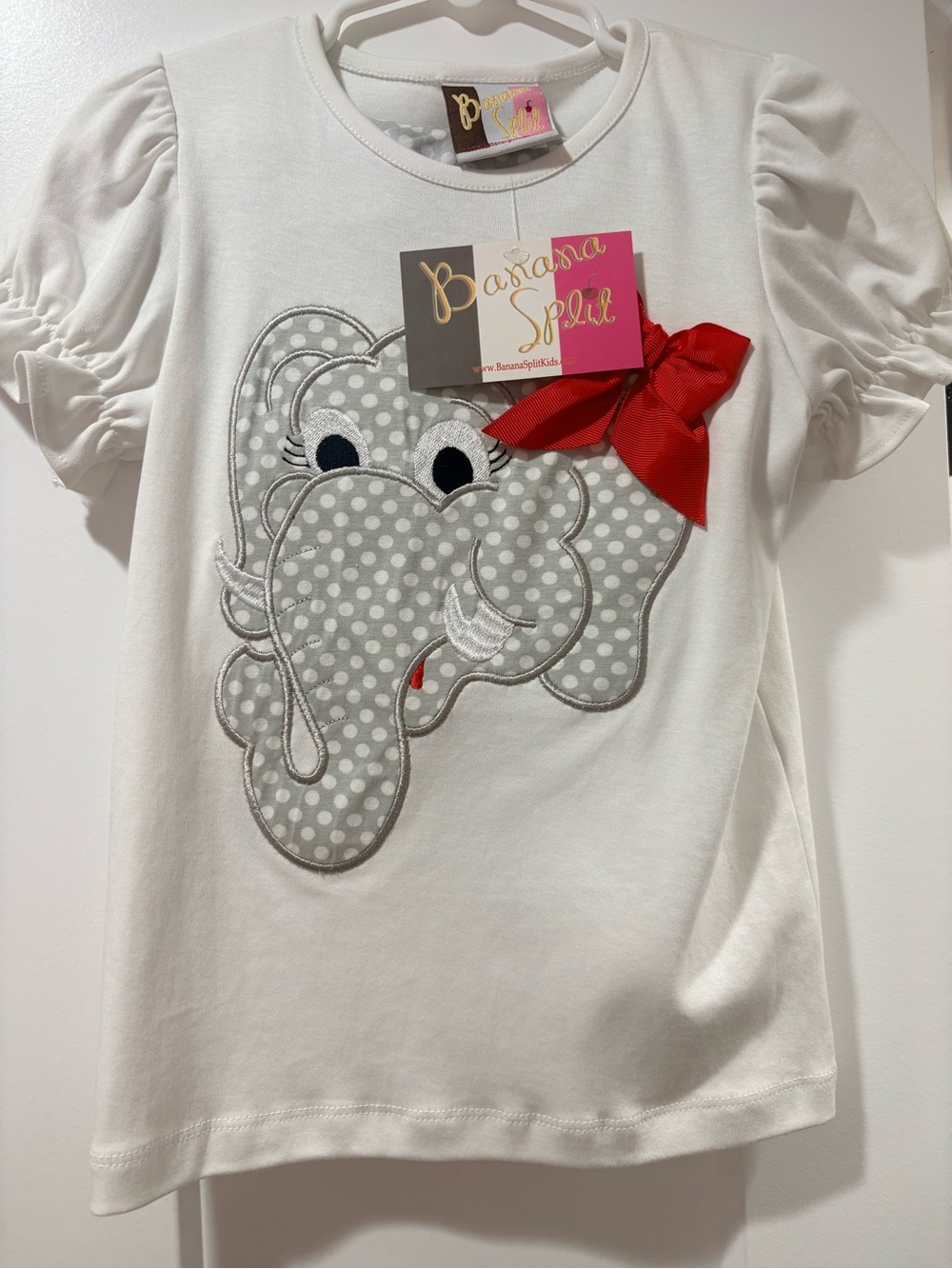 Banana Split White Short-Sleeve Girl's Elephant Appliqué Tee with Red Bow